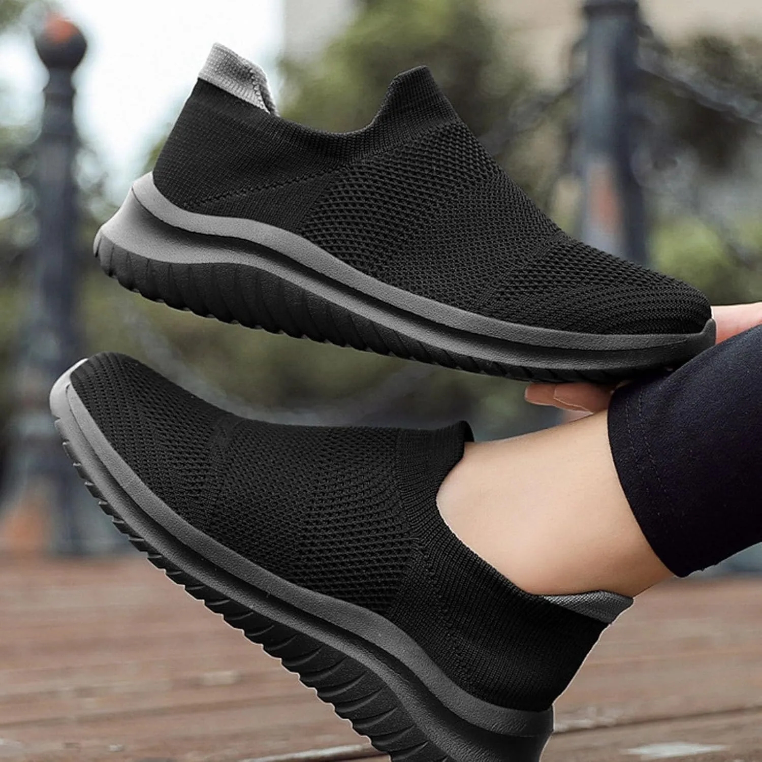 Classic Athletic Skateboard Sneakers for Women Comfortable Casual Fashion Sneaker Outdoor Casual Fitness Shoe