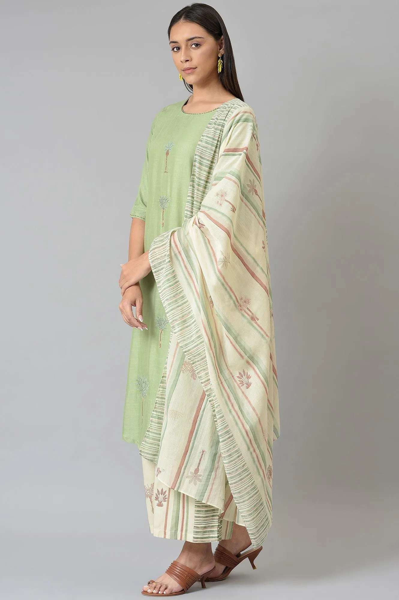 Light Green Embroidered kurta With Printed Parallel Pants And Dupatta