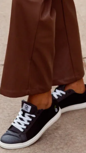 OG Pineapple Low Top Sneaker BLACK