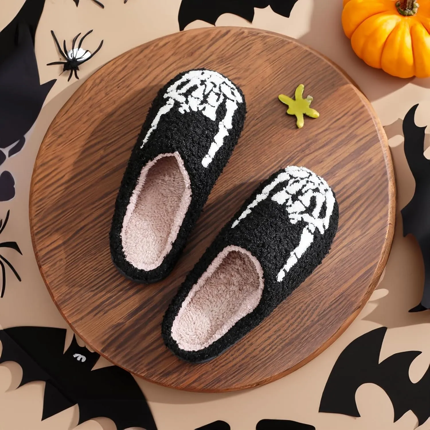 Women's and men's fluffy plush slippers, home slippers, cute warm shoes, indoor and outdoor girls' slippers, memory sponge, retro couple shoes