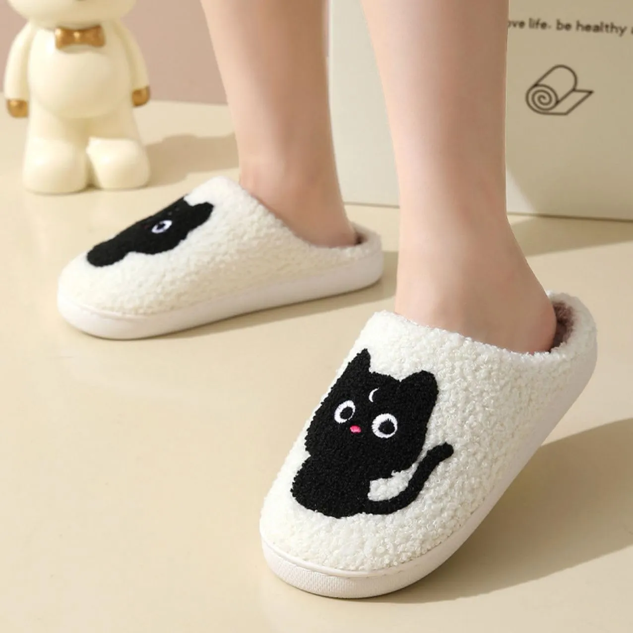 YJEUS Women's House Slippers - Fluffy Plush Memory Foam Indoor Slippers for Ladies