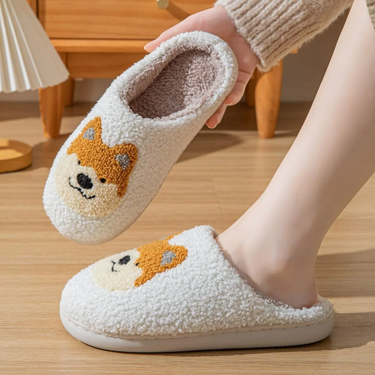 YJEUS Women's House Slippers - Fluffy Plush Memory Foam Indoor Slippers for Ladies